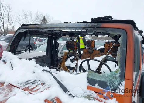 2010 Jeep Wrangler Sport z USA, uszkodzony, nr VIN 1J4AA2D16AL207664